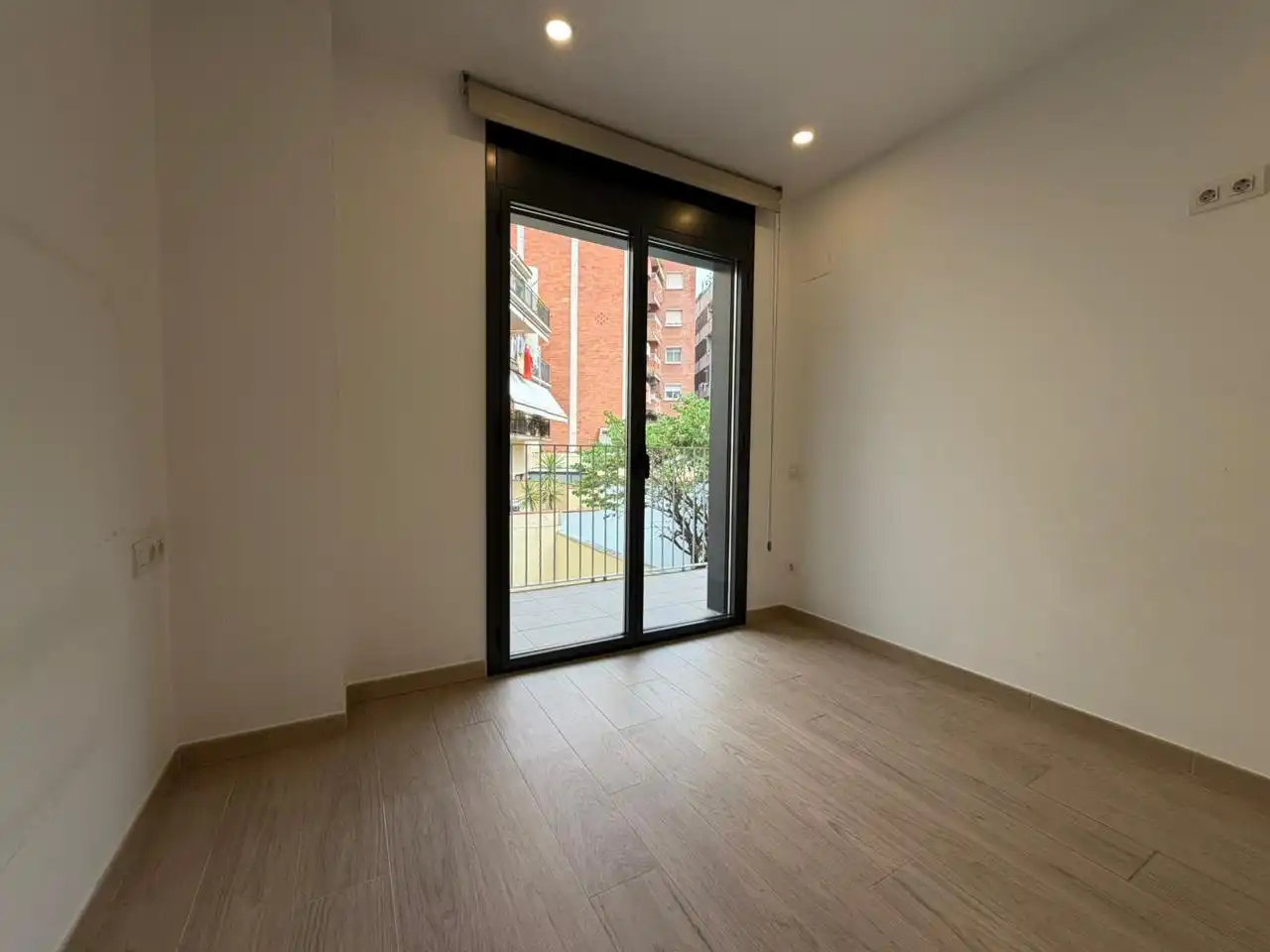 Dormitori de Pis en venda en Barcelona amb Aire condicionat, Parquet i Terrassa