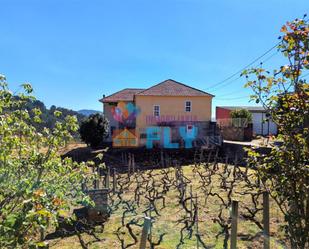 Casa o xalet en venda en Leiro amb Calefacció