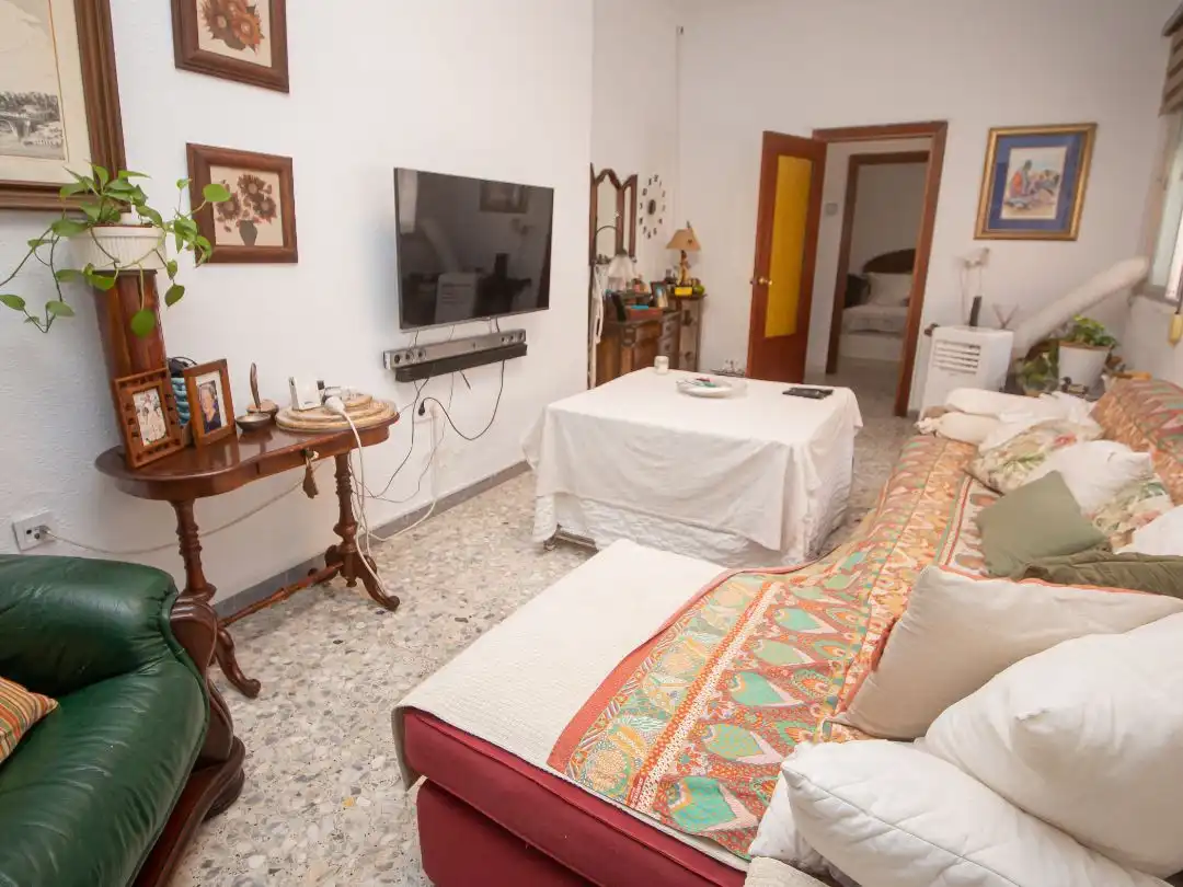 Sala d'estar de Planta baixa en venda en La Línea de la Concepción amb Terrassa