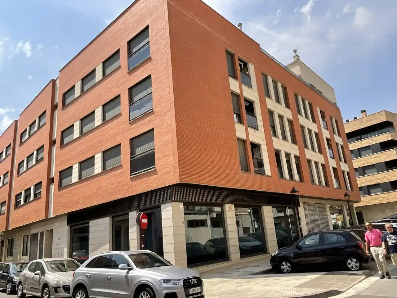 Pis amb ascensor en venda a Calle Ramón Salazar