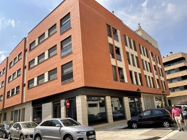 Pis amb ascensor en venda a Calle Ramón Salazar