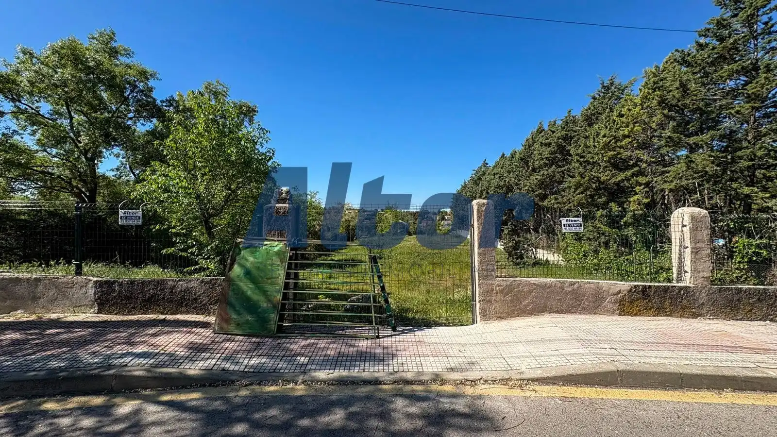Land for sale in Villalbilla