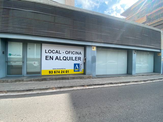 Local comercial en Alquiler en Carrer de l'Esperanto, 12 en Parc Central