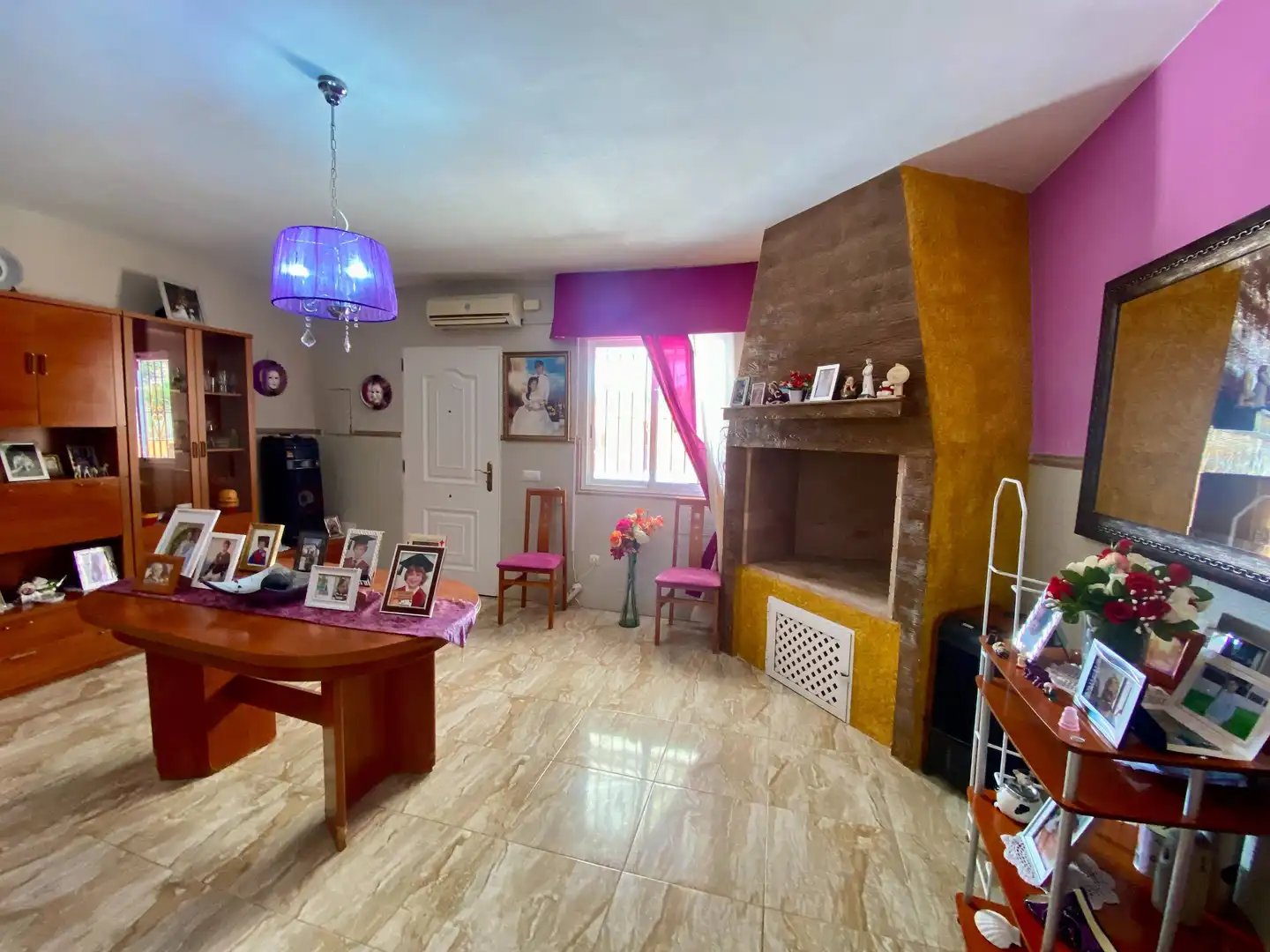 Sala d'estar de Casa o xalet en venda en Cartagena amb Aire condicionat, Calefacció i Jardí privat