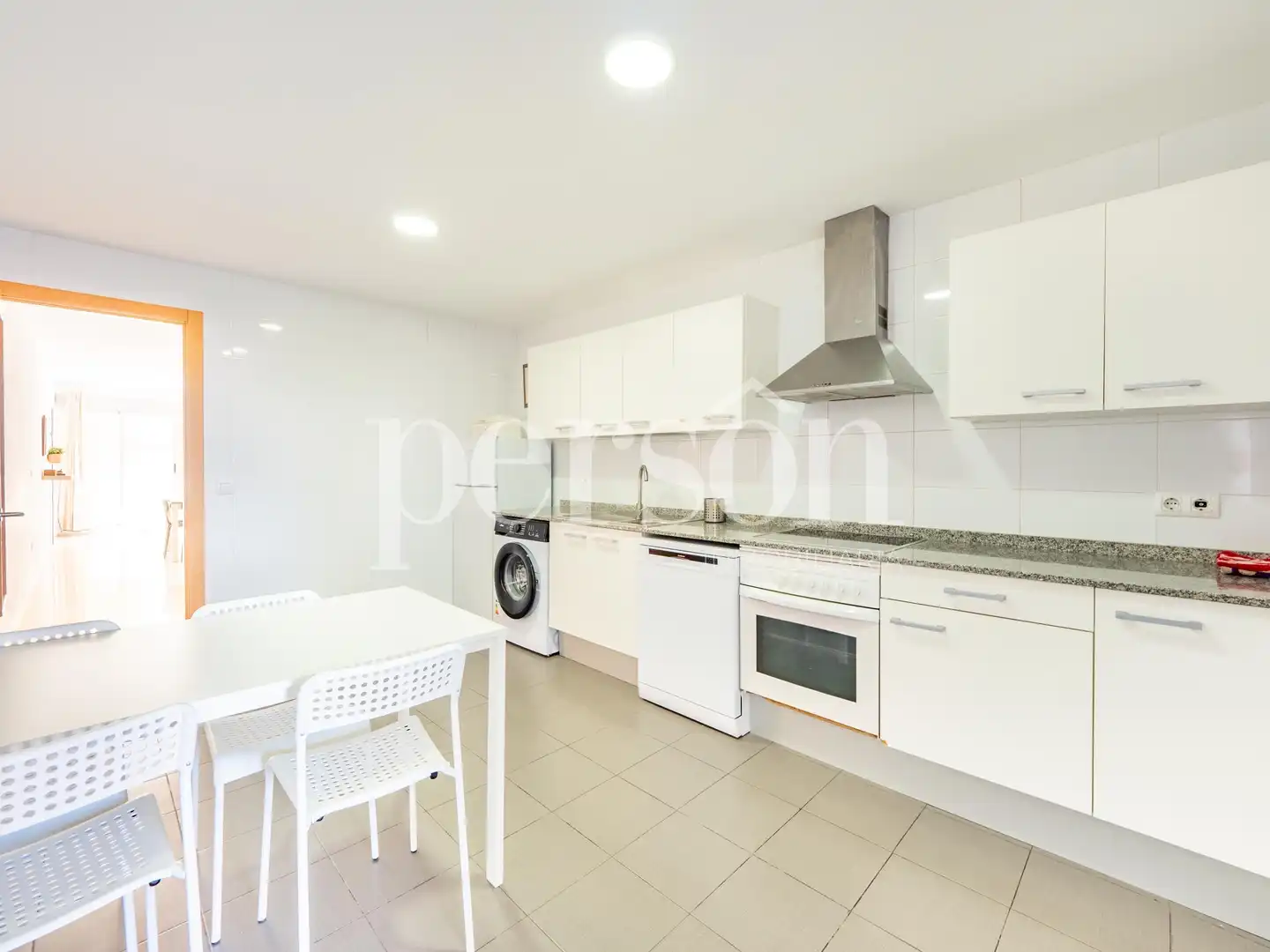 Flat with pool for sale in Casco Antiguo, imagen 17