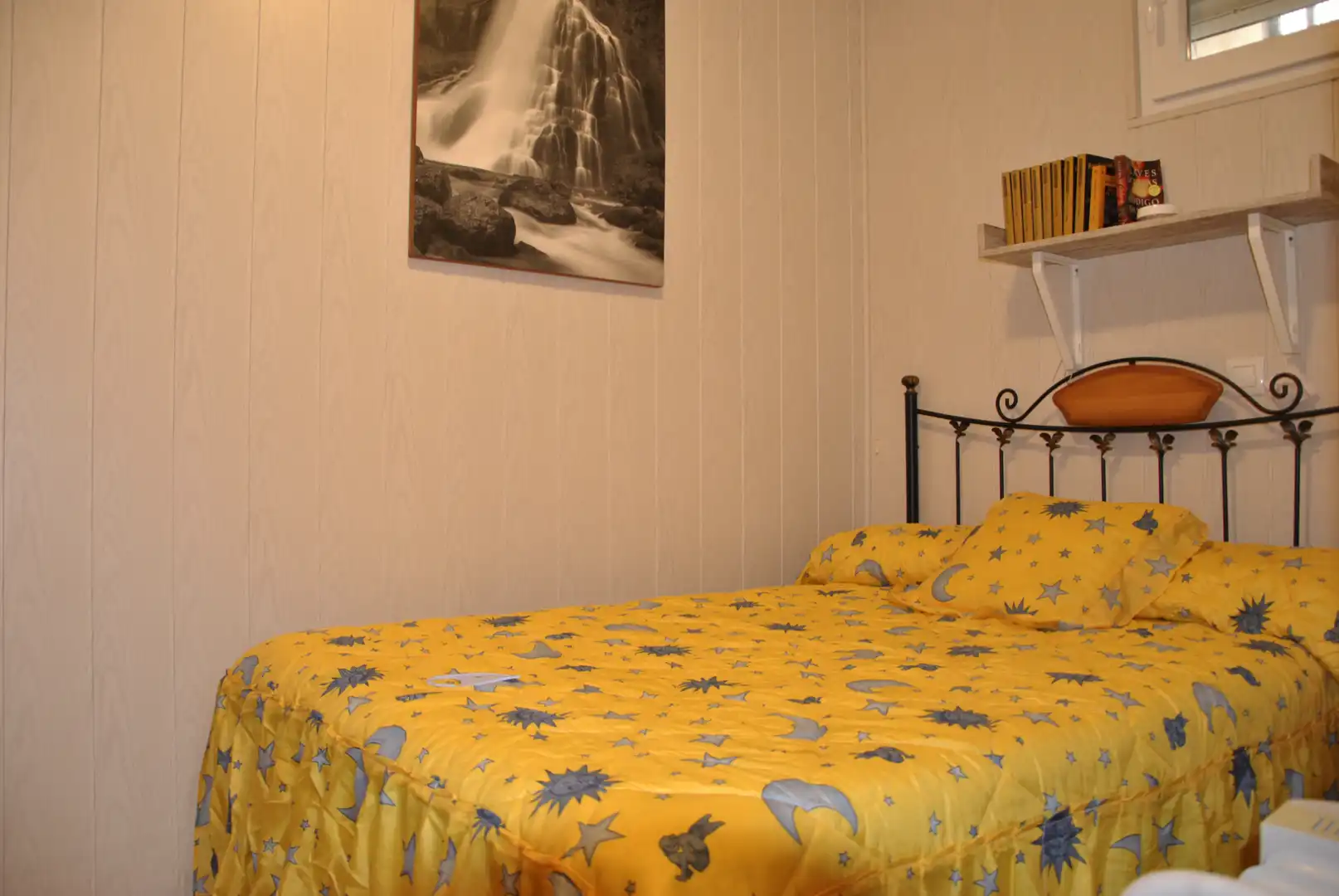Bedroom of Houses for sale in Plasencia  with Furnished, Oven and Washing machine