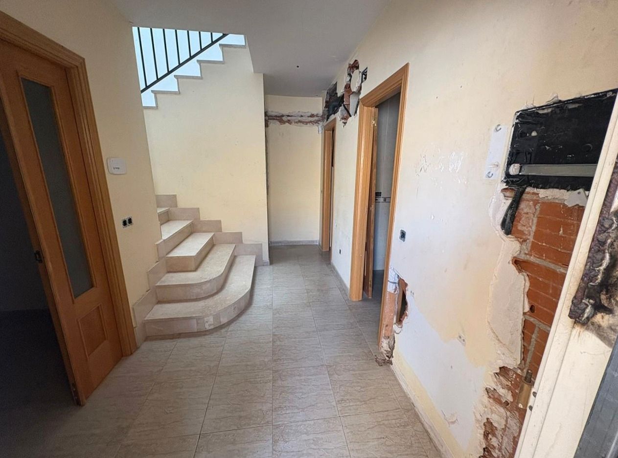 Casa adosada en venta en Del Alamillo, Valdelaguna