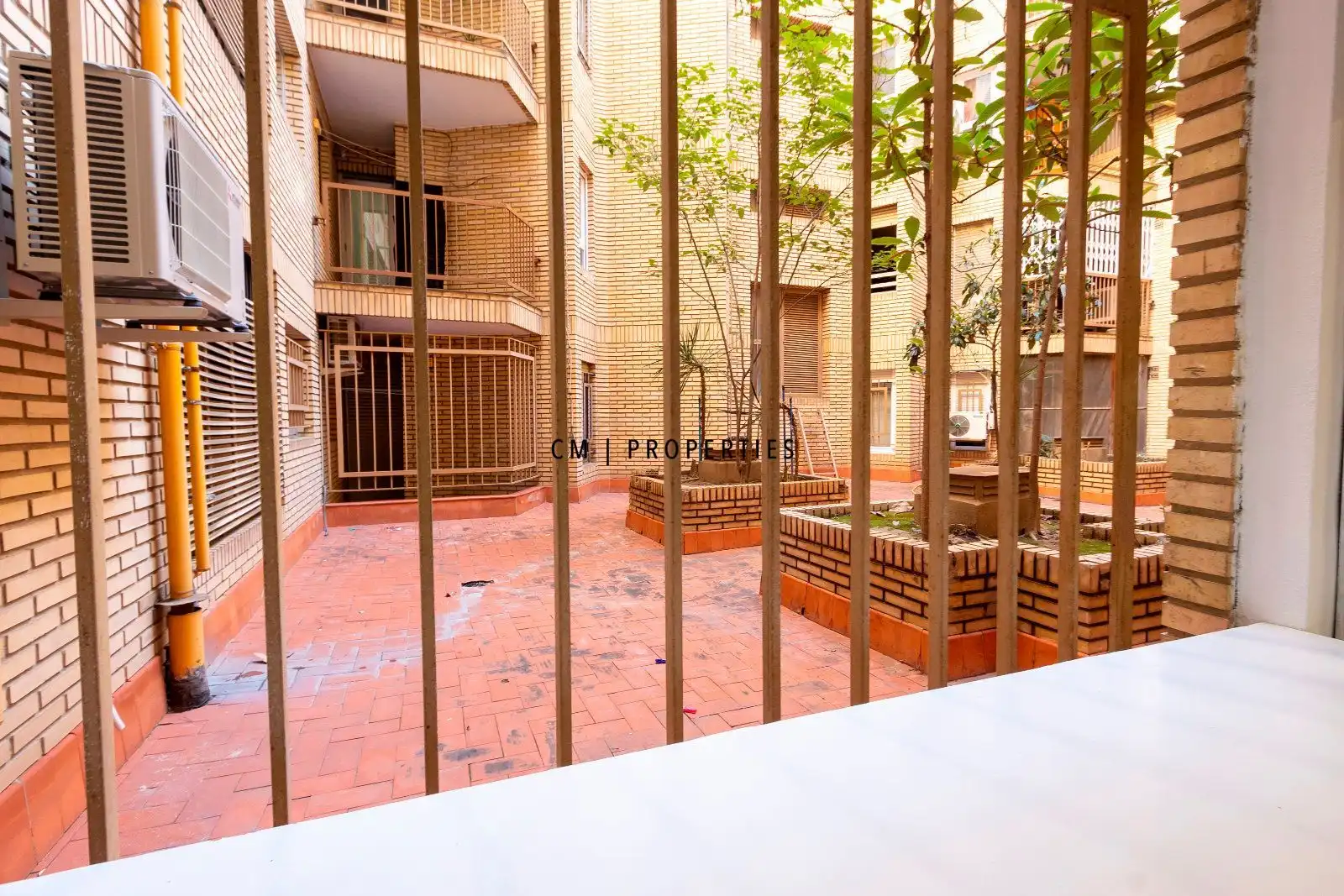 Exterior view of Flat for sale in Valencia  with Air Conditioner, Heating and Parquet flooring
