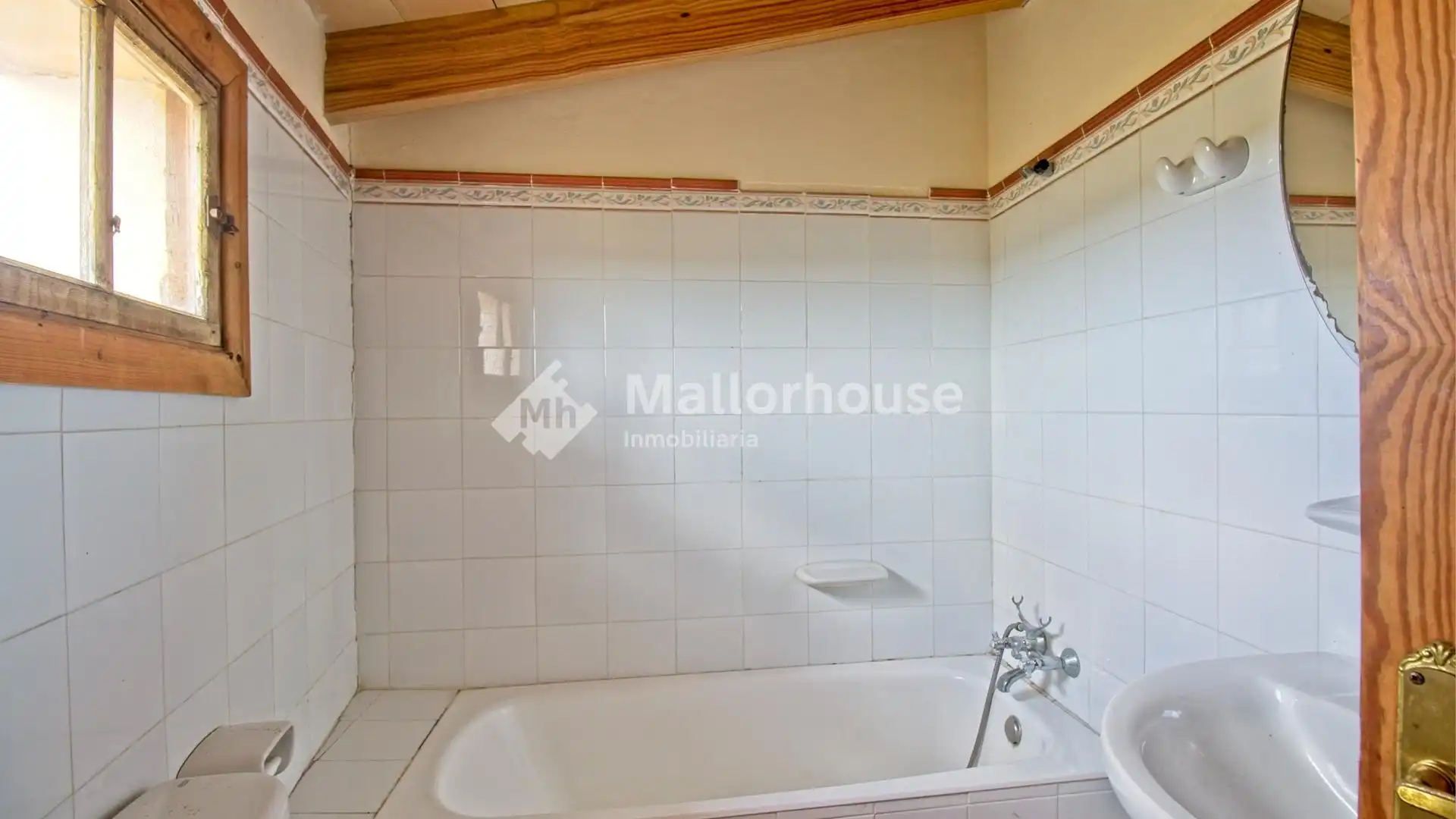 Bathroom of Country homes for sale in Ariany  with Air Conditioner, Private garden and Terrace