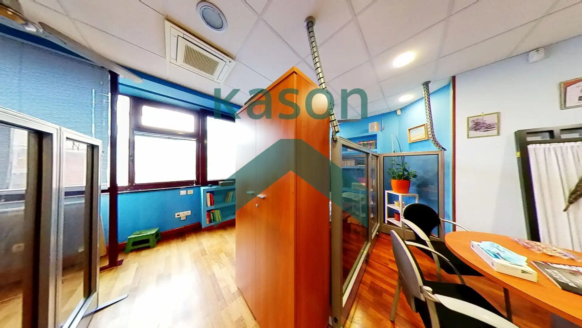 Office for sale in Madrid  with Air Conditioner and Heating