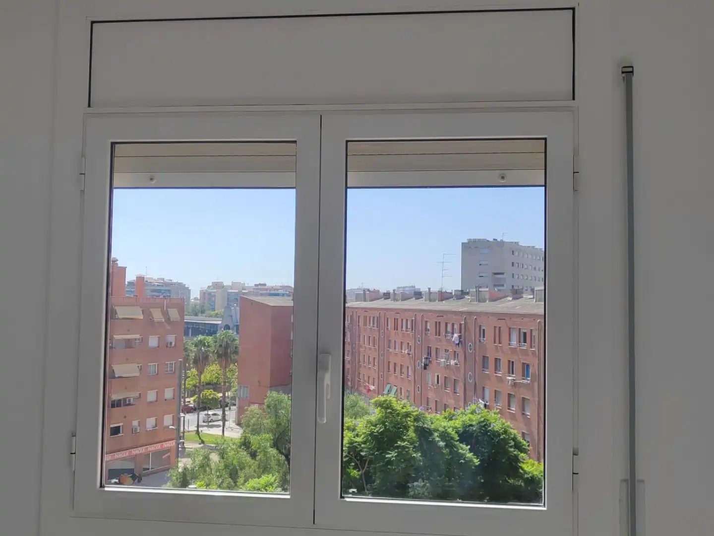 Habitación de Piso en venta en Barcelona con Calefacción, Terraza y Balcón