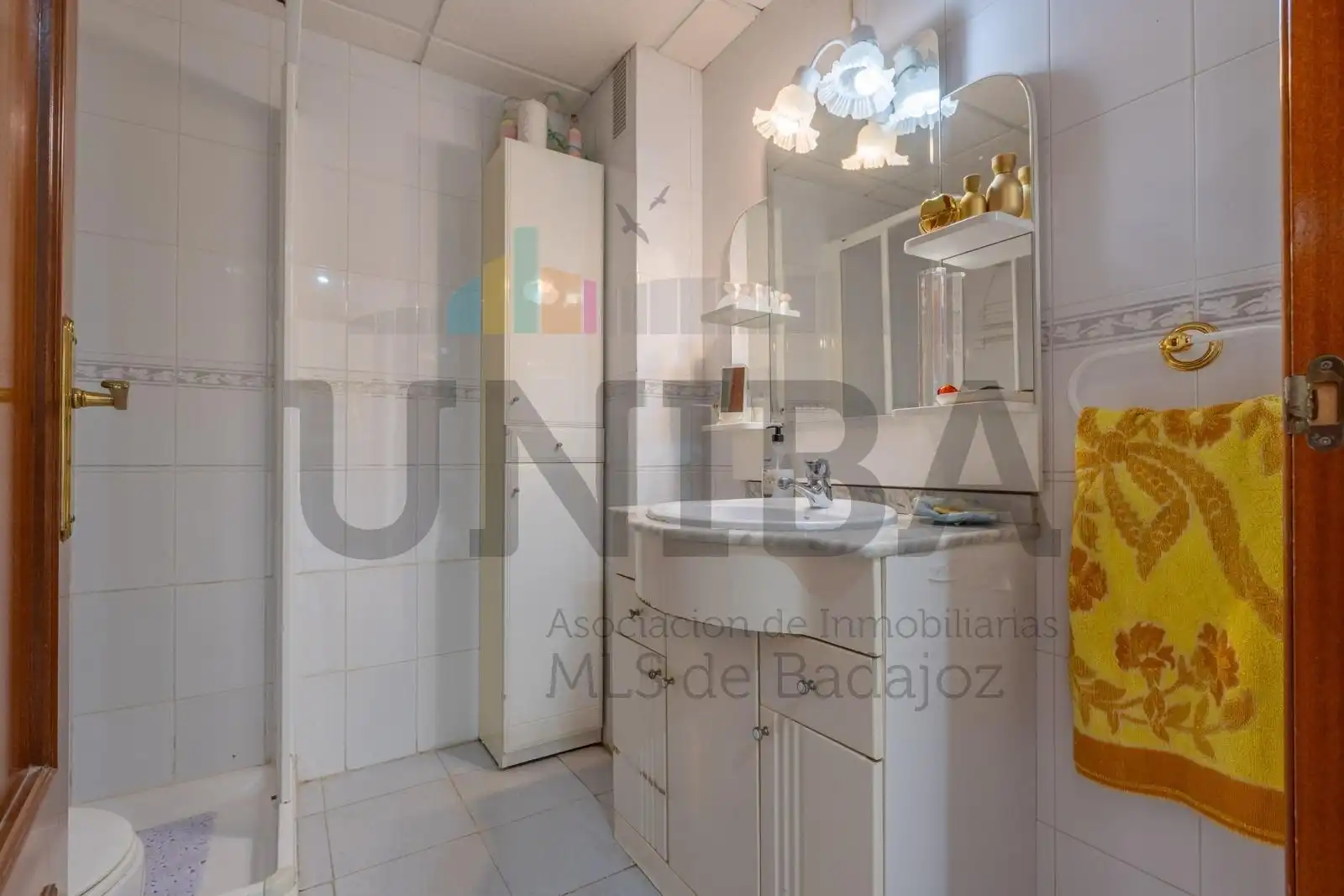 Bany de Apartament en venda en Badajoz amb Aire condicionat, Calefacció i Terrassa