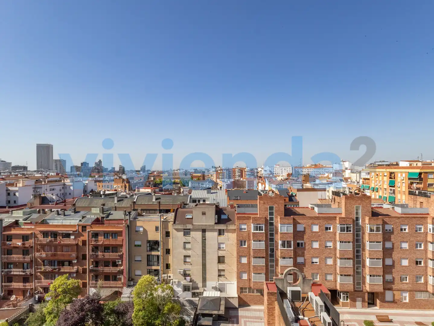Außenansicht von Dachboden zum Verkauf in Madrid mit Klimaanlage, Heizung und Terrasse