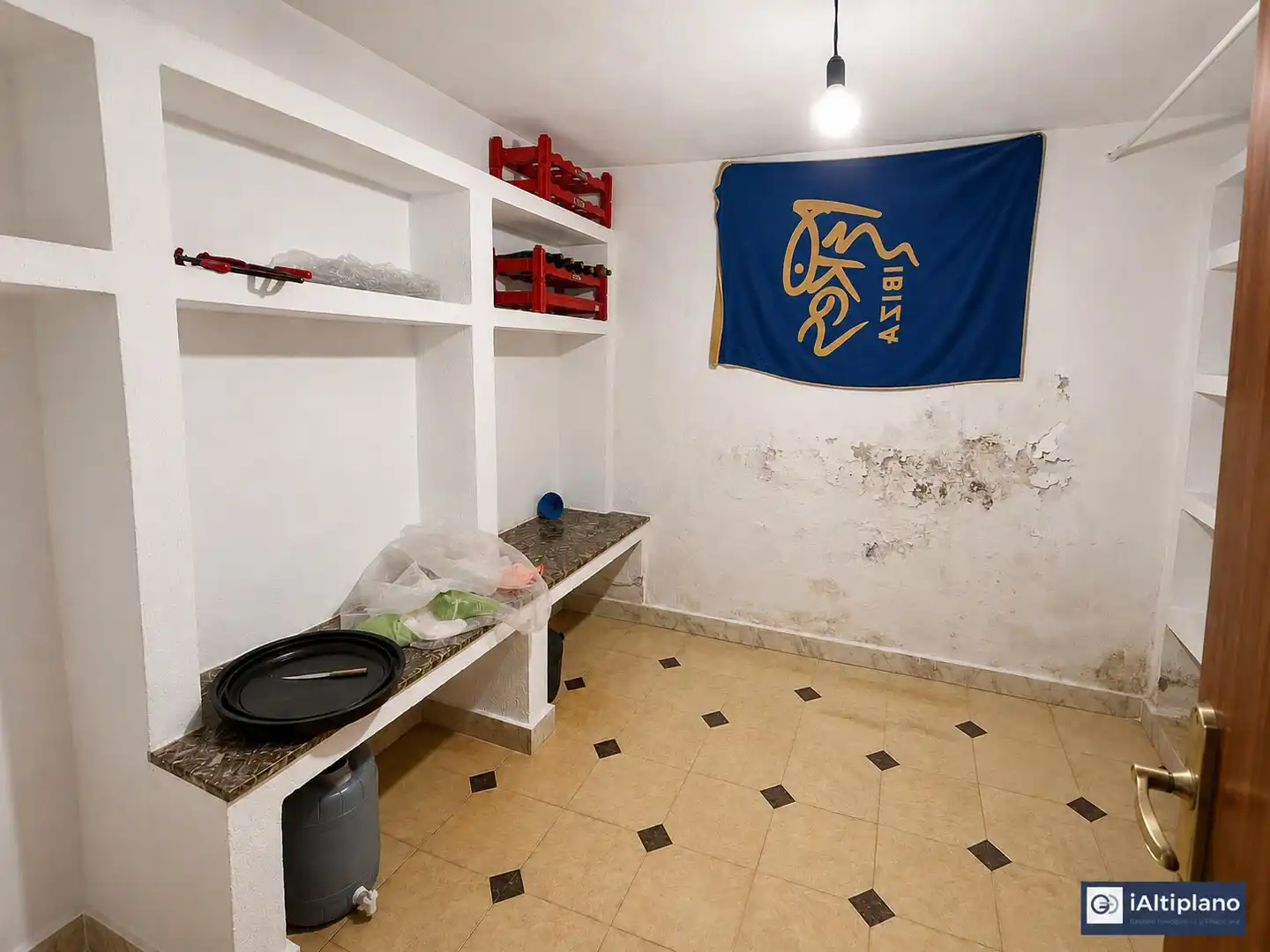 Houses for sale in Baza  with Heating, Private garden and Terrace