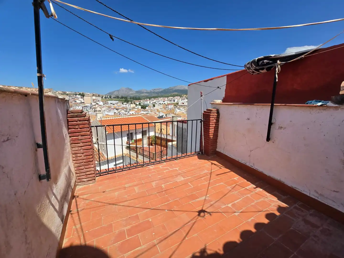 Vista exterior de Casa o chalet en venta en Colmenar con Jardín privado, Terraza y Amueblado