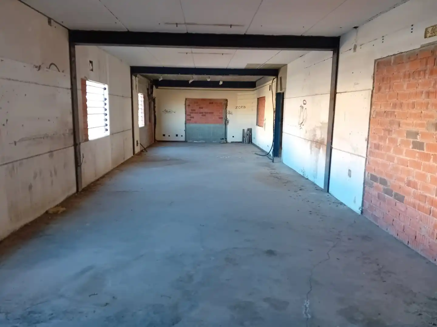 Industrial buildings for sale in Puertollano