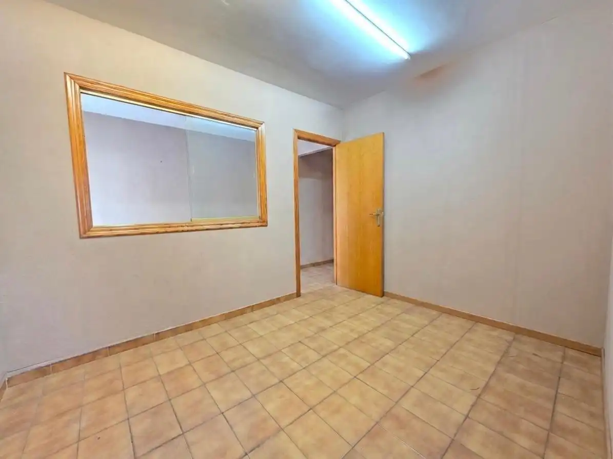 Local commercial à vendre à Carrer Doctor Millan, imagen 5