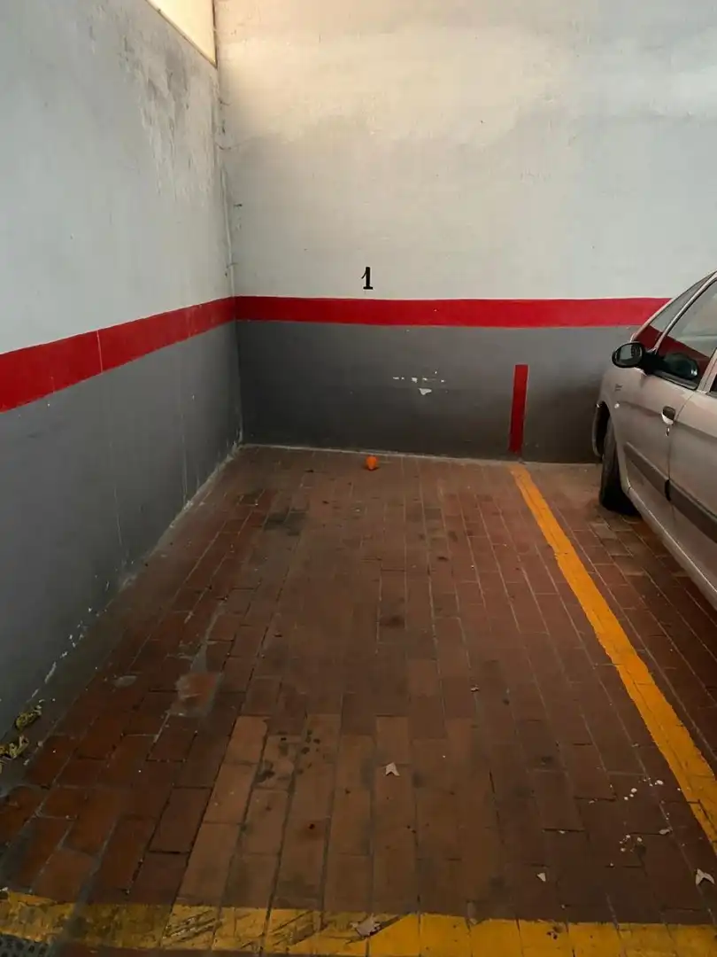 Aparcament de Pis en venda en Albaida amb Aire condicionat i Moblat