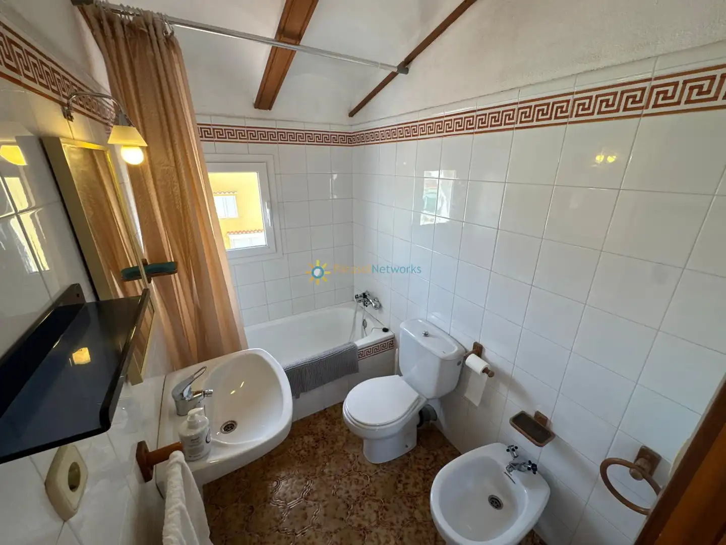 Bathroom of Houses for rent in Oliva  with Terrace, Furnished and Oven