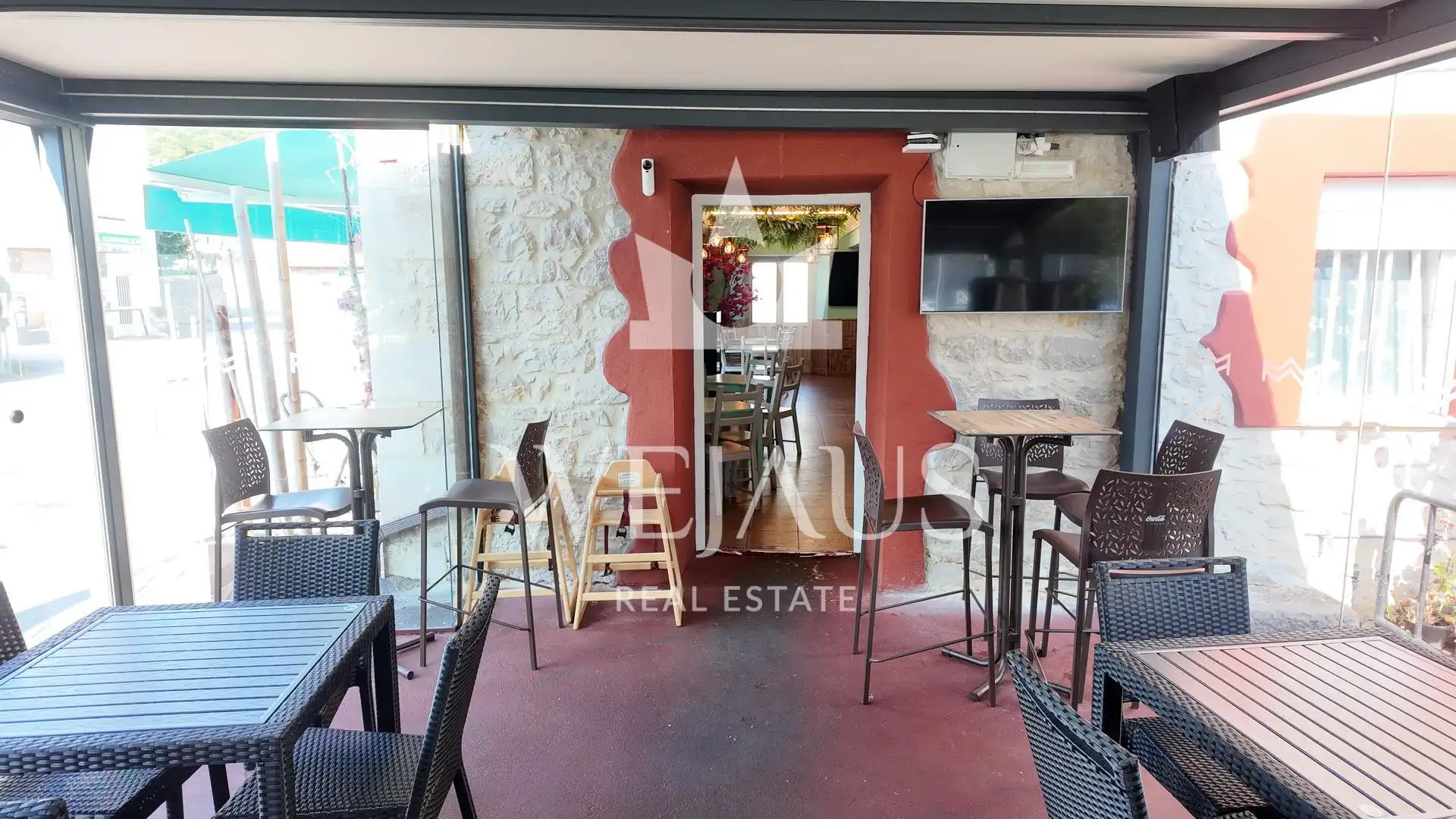 Terrace of Commercial properties for rent in Camargo