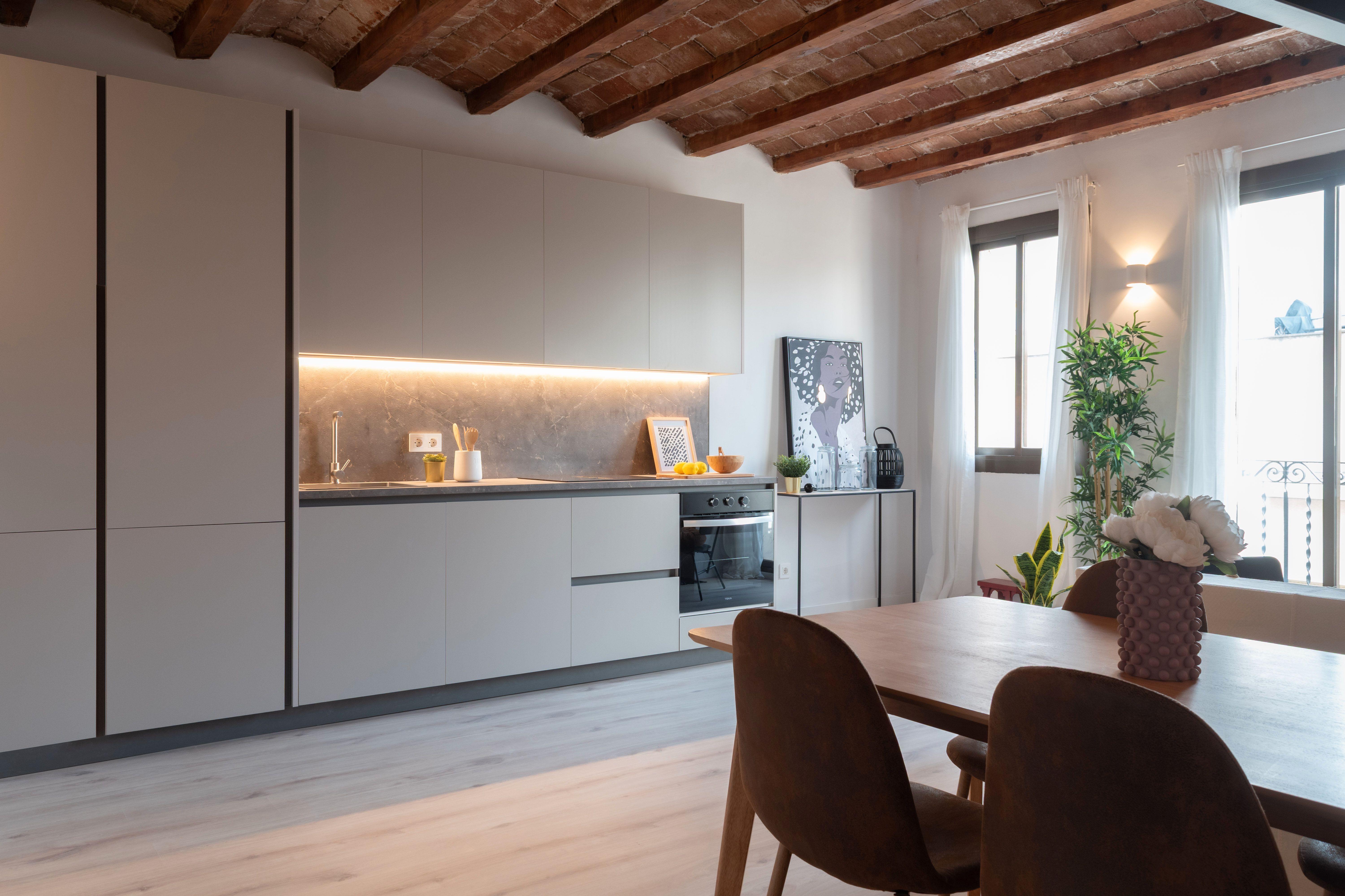 Kitchen of Flat for sale in  Barcelona Capital  with Parquet flooring, Terrace and Storage room