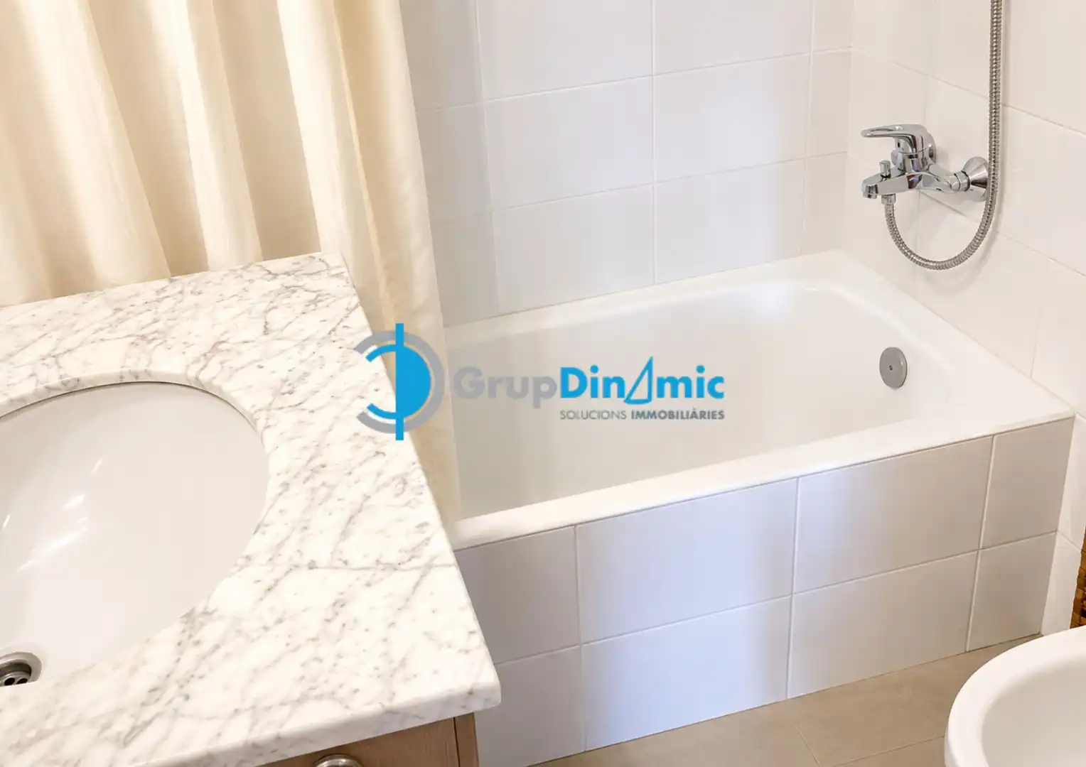 Baño de Ático en venta en Palamós con Amueblado y Balcón