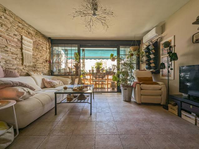 Piso en Venta en Valencia - CL SANTA MARIA MICAELA en La Petxina