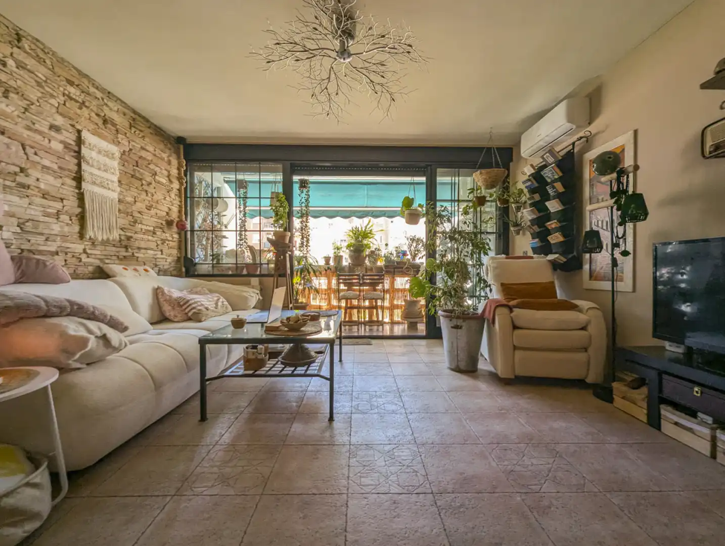 Sala d'estar de Pis en venda en Valencia amb Aire condicionat, Calefacció i Jardí privat