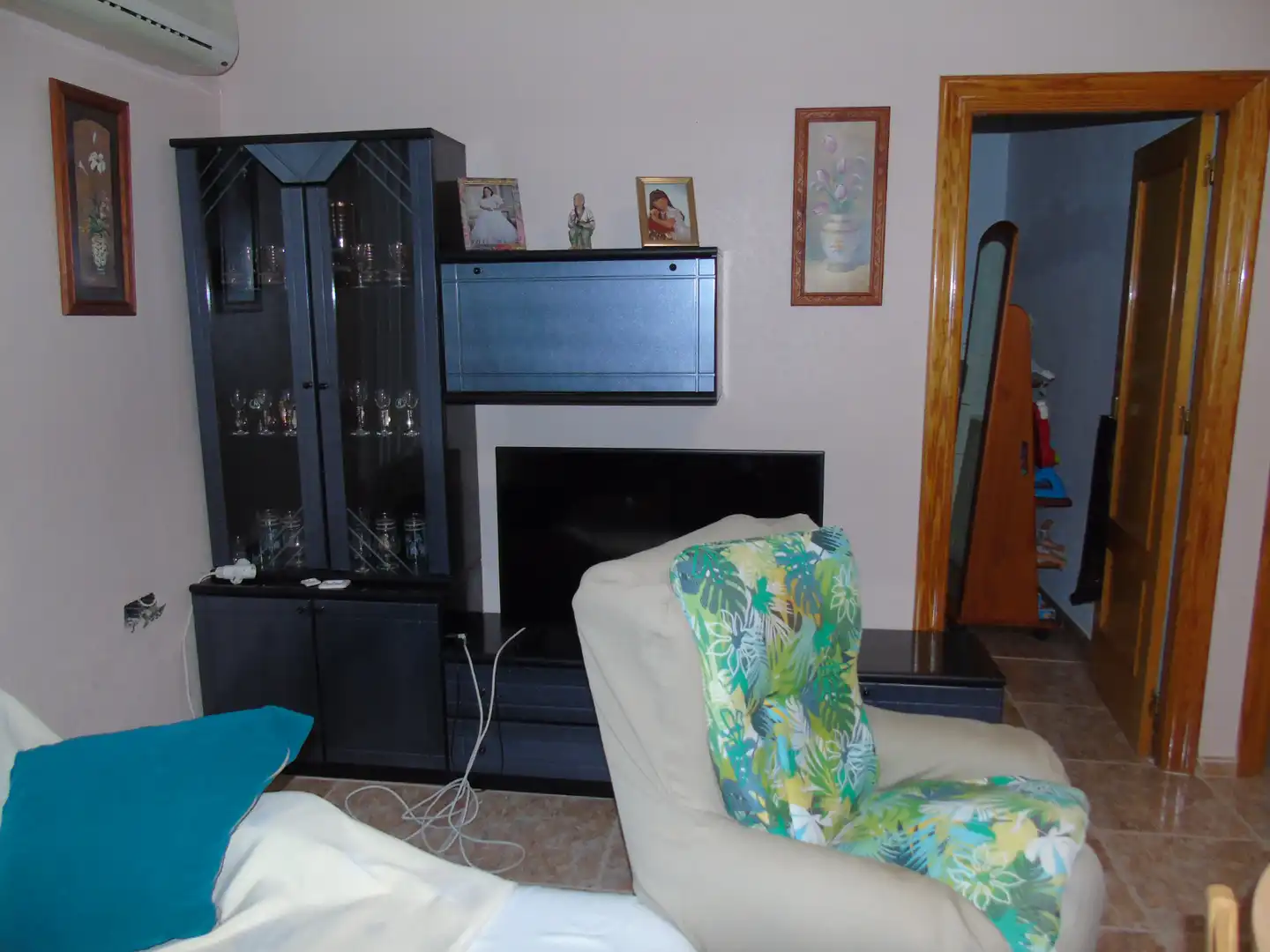 Sala de estar de Finca rústica en venta en Molina de Segura con Aire acondicionado, Jardín privado y Amueblado