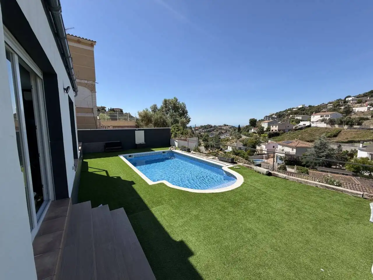 Swimming pool of Houses for sale in Calafell  with Air Conditioner, Private garden and Terrace