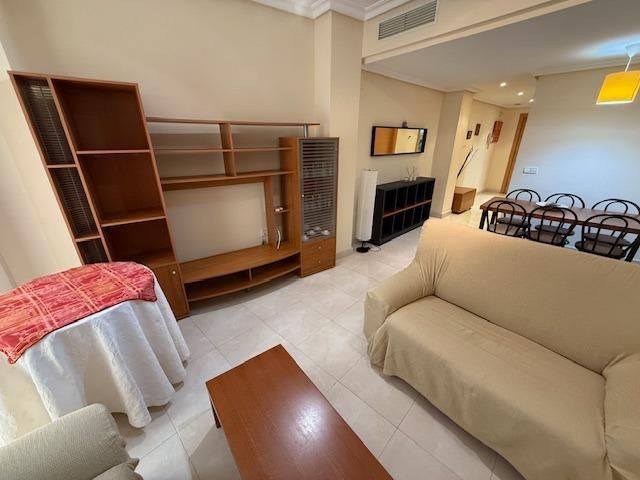 Sala d'estar de Apartament de lloguer en  Murcia Capital amb Aire condicionat i Calefacció