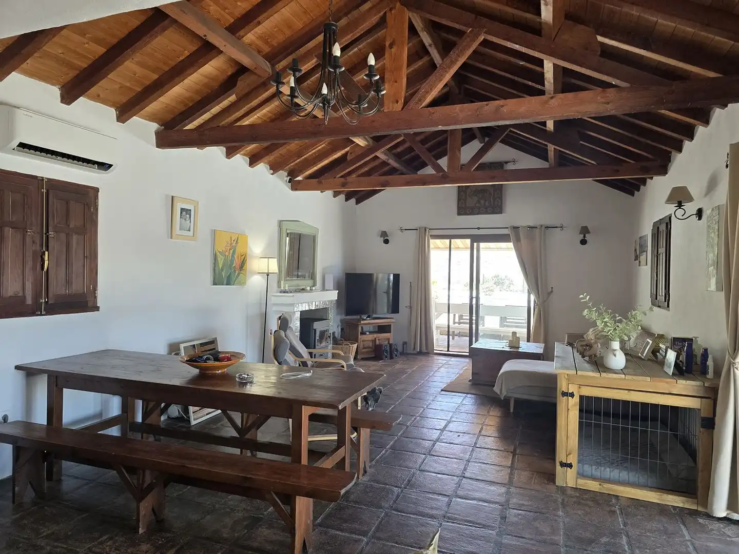 Living room of Houses for sale in Monda  with Air Conditioner, Terrace and Swimming Pool