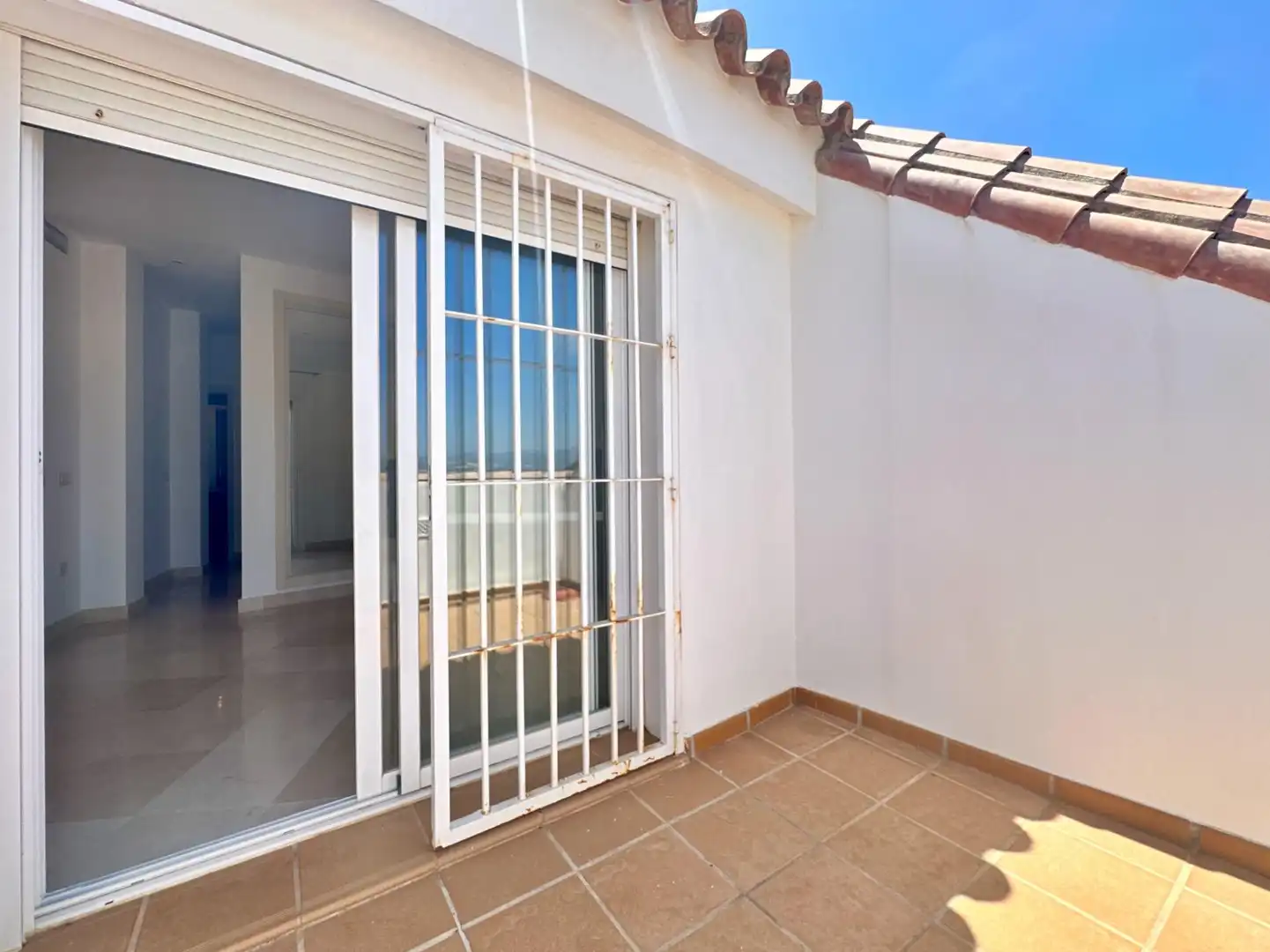Ático con ascensor en venta en Castillo Sohail - Myramar, imagen 18