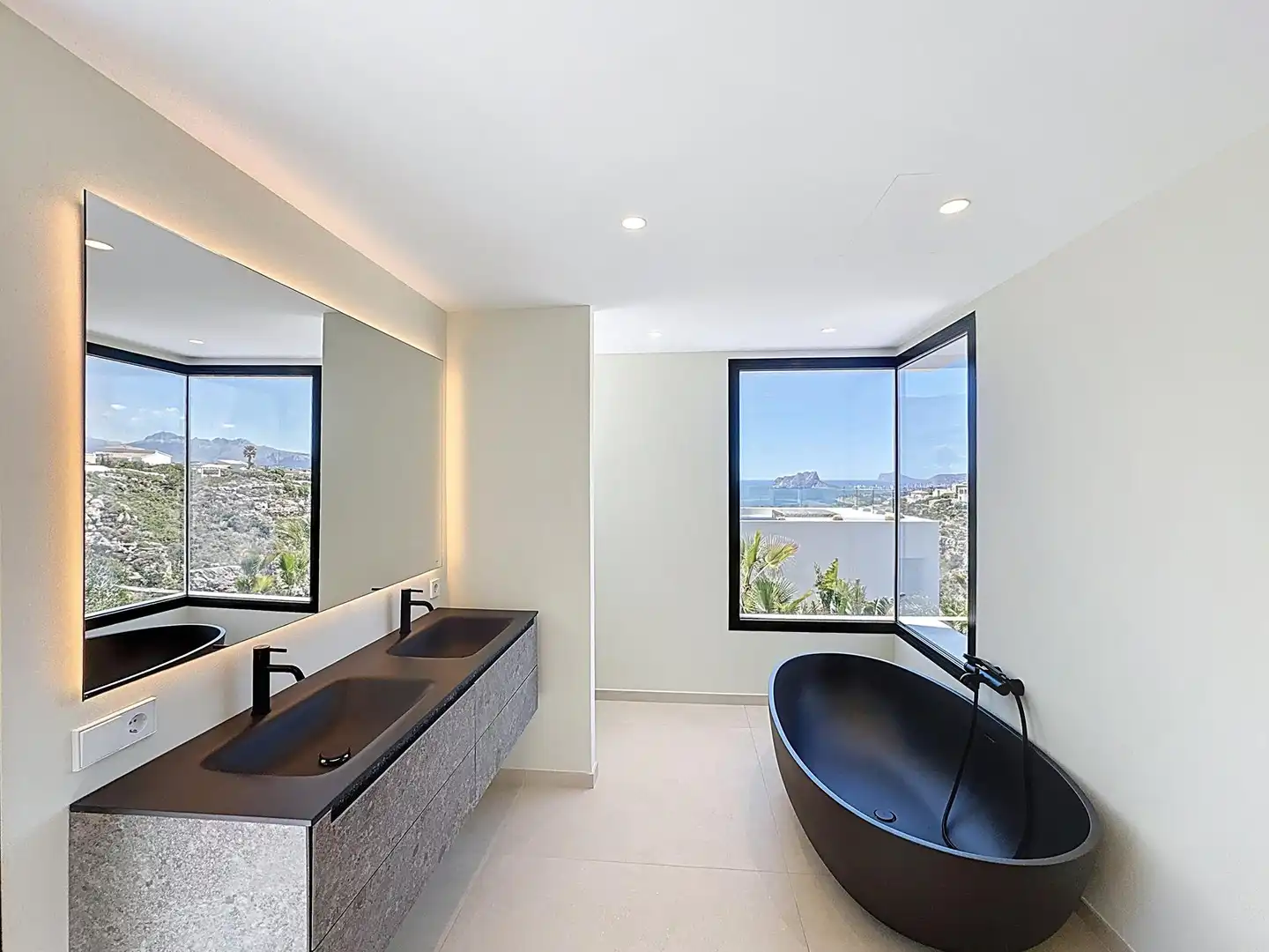 Chalet con piscina en venta en Cumbre del Sol, imagen 31