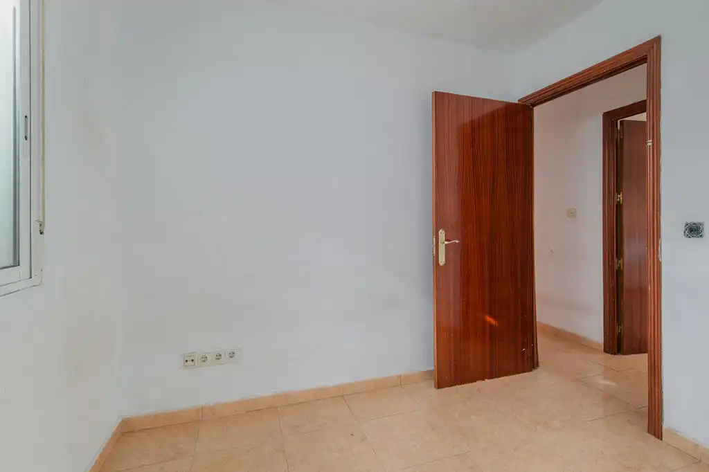 Schlafzimmer von Wohnung zum Verkauf in Madrid