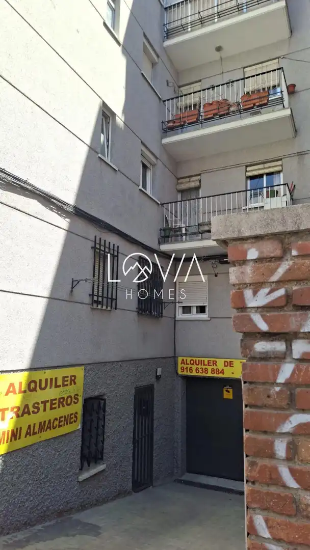 Vista exterior de Pis en venda en Población de Arroyo amb Terrassa