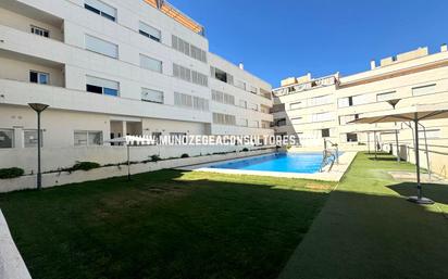 Vista exterior de Planta baixa en venda en Lucena amb Aire condicionat, Traster i Piscina comunitària