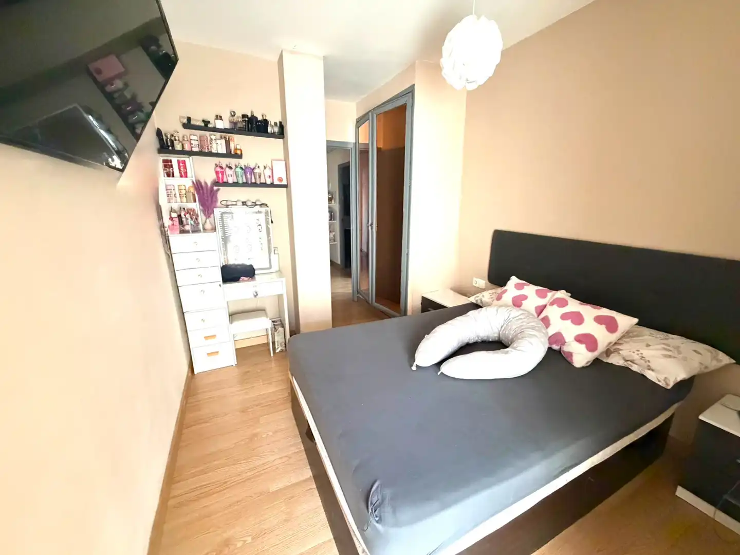 Bedroom of Flat for sale in El Vendrell  with Air Conditioner, Heating and Parquet flooring