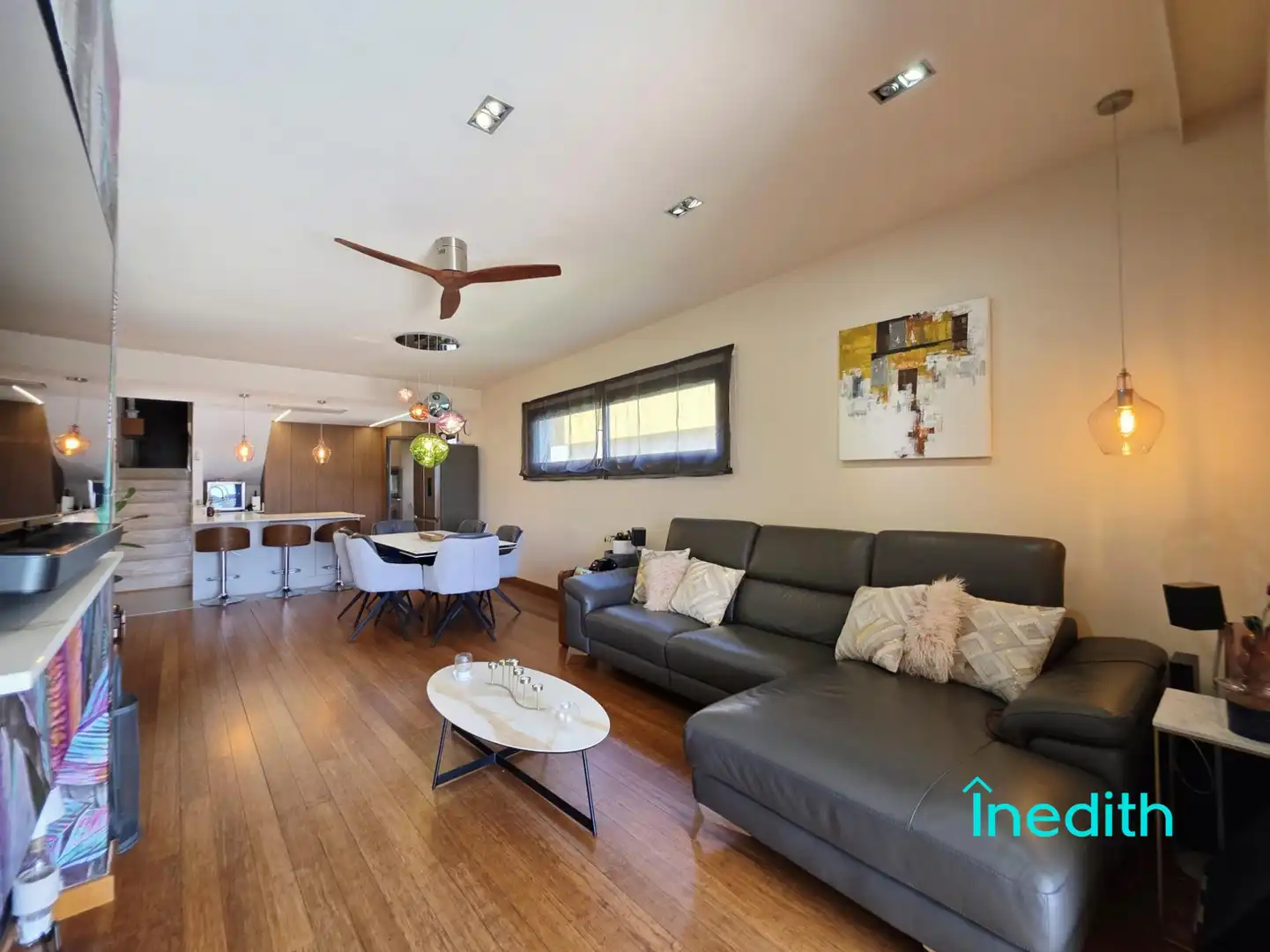 Sala de estar de Casa o chalet en venta en Cubelles con Aire acondicionado, Calefacción y Jardín privado