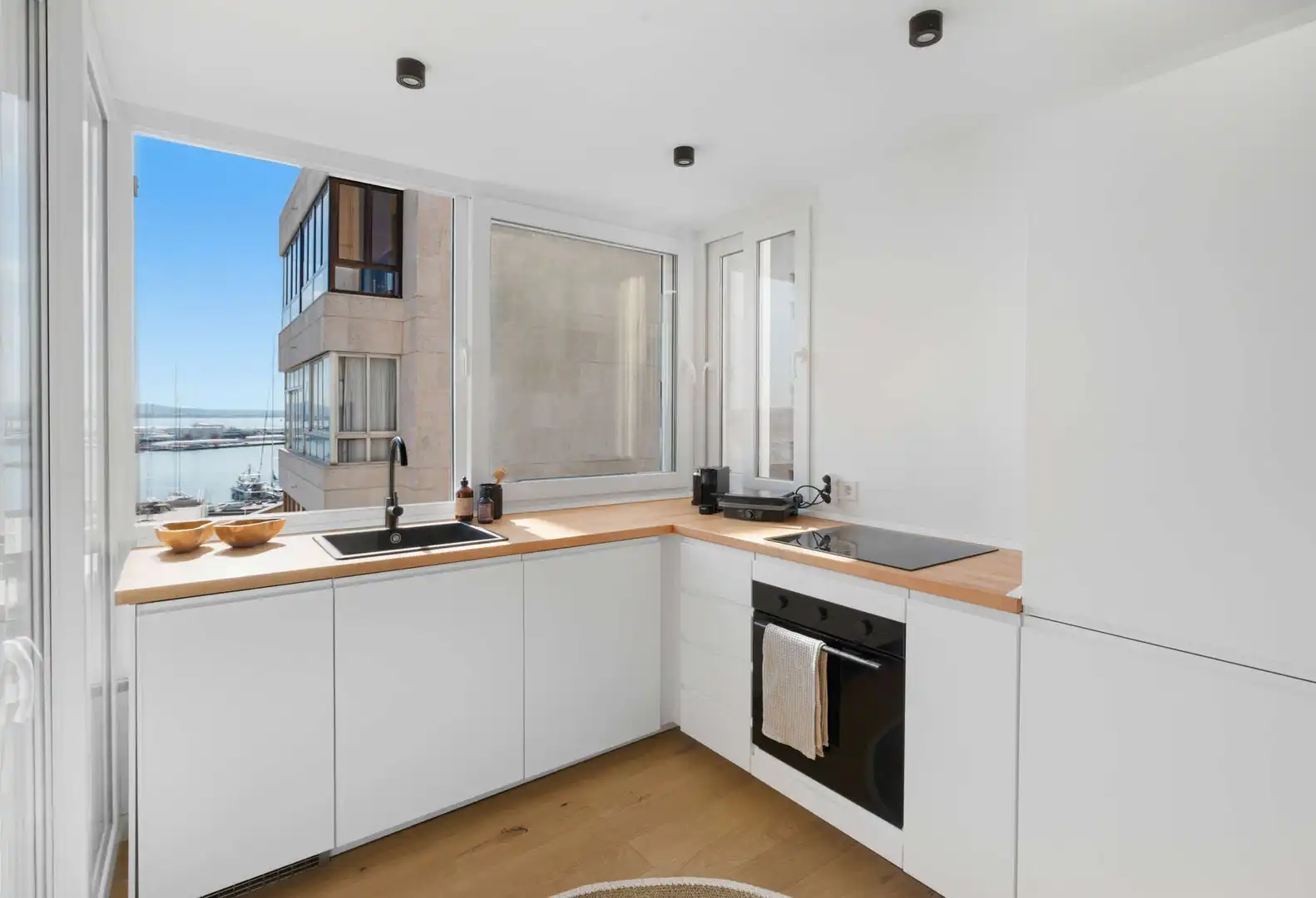 Kitchen of Flat for sale in  Palma de Mallorca  with Air Conditioner, Terrace and Furnished
