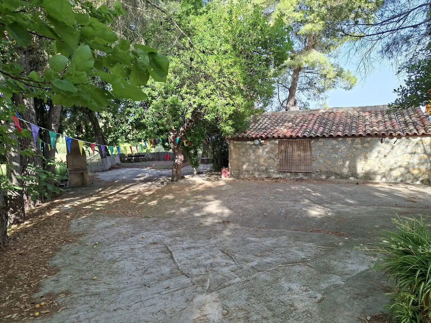 Garden of Country homes for sale in Caspe  with Private garden, Swimming Pool and Furnished