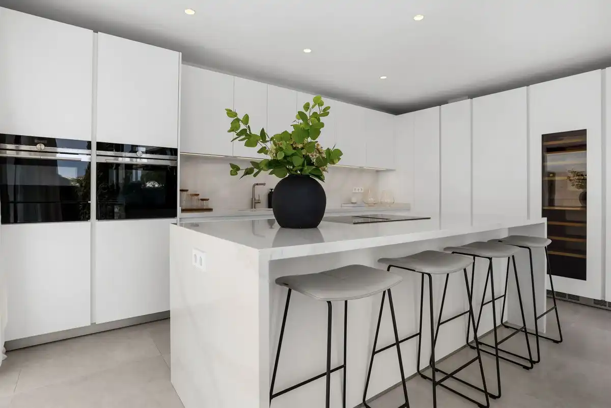 Kitchen of Houses for sale in Nueva Andalucía