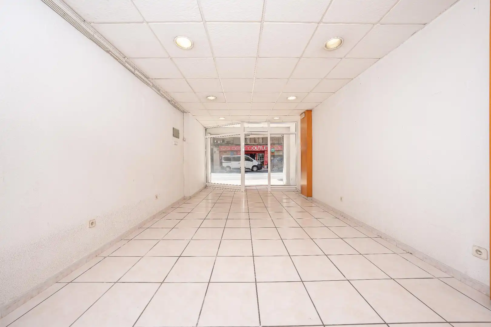 Local comercial en venta en Carrer VICENTE BLASCO IBAÑEZ, imagen 3