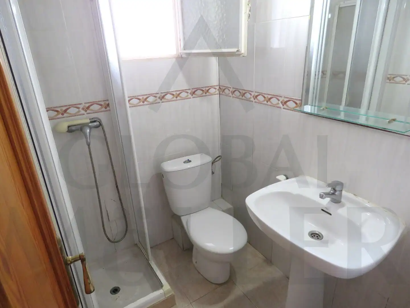 Baño de Piso en venta en Cartagena con Balcón