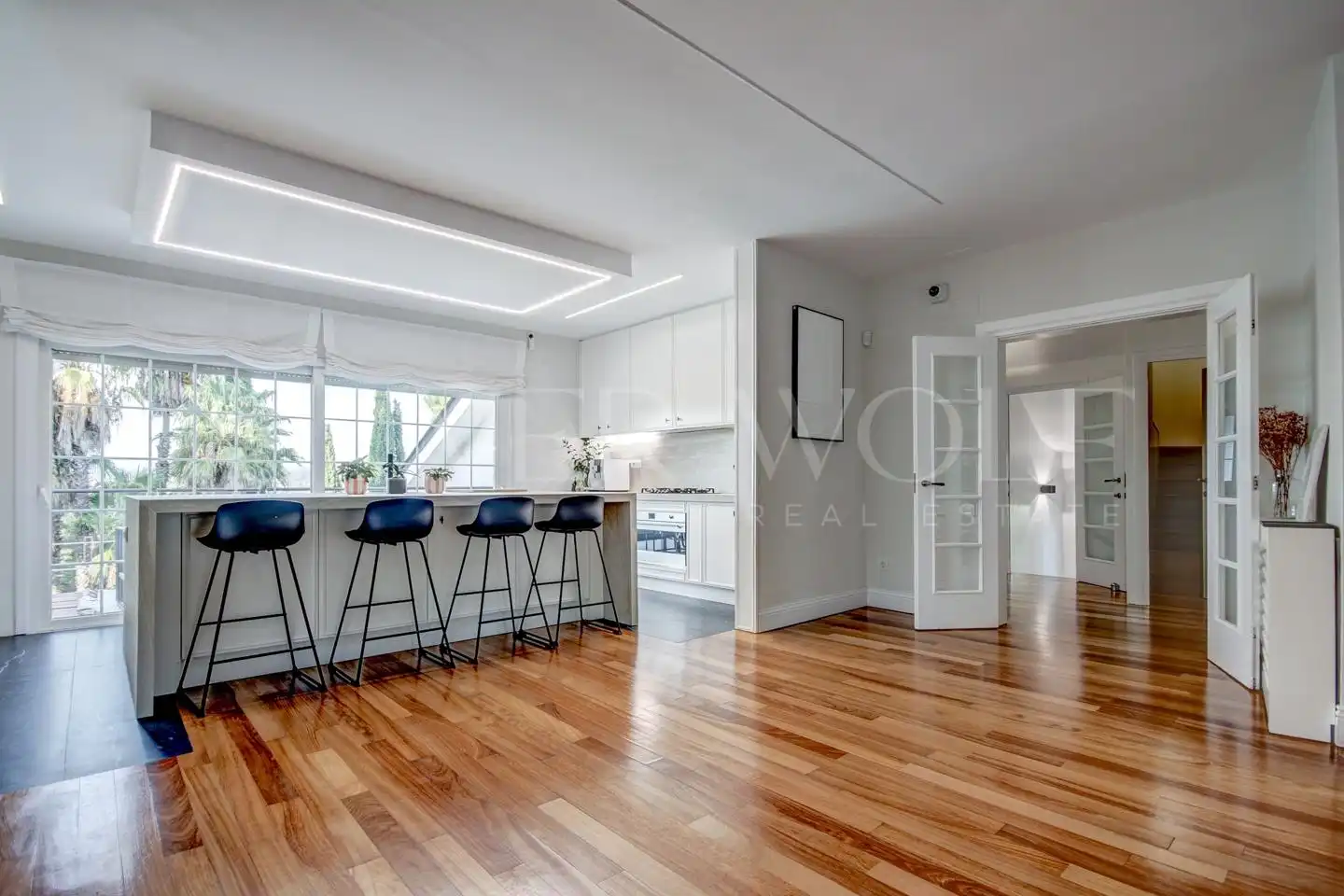 Living room of Houses for sale in Sant Cugat del Vallès  with Air Conditioner, Heating and Private garden
