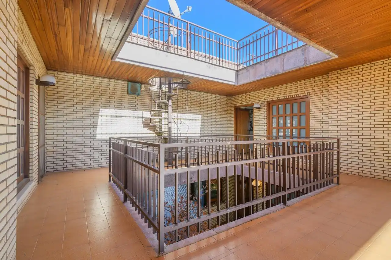 Houses for sale in Manresa  with Air Conditioner, Heating and Private garden