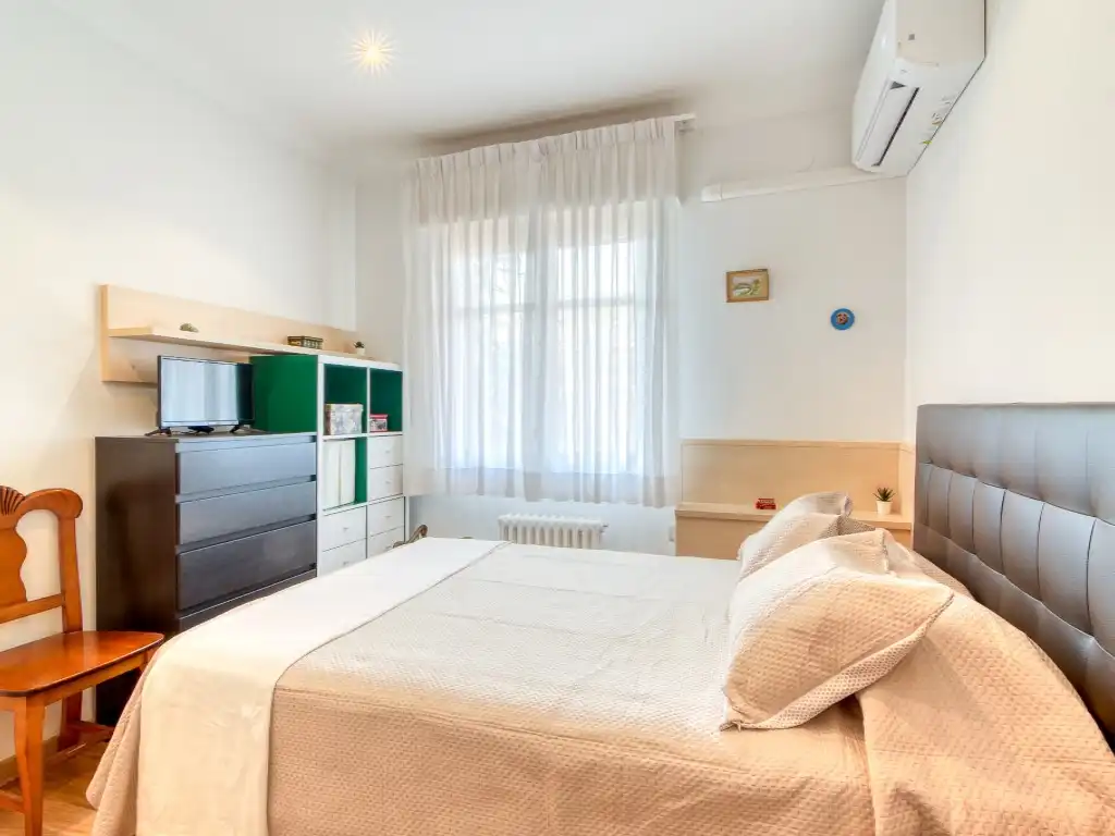 Bedroom of Flat for sale in Figueres  with Air Conditioner