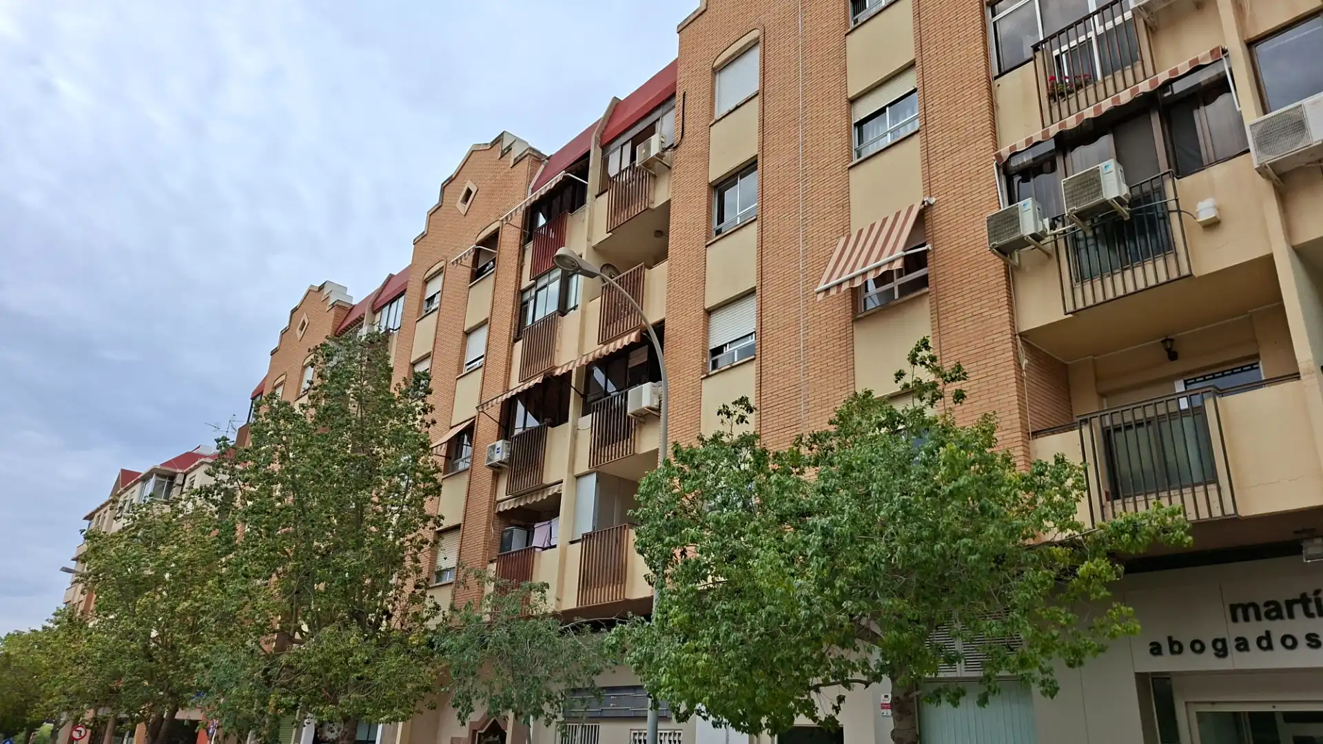 Vista exterior de Local de lloguer en San Vicente del Raspeig / Sant Vicent del Raspeig