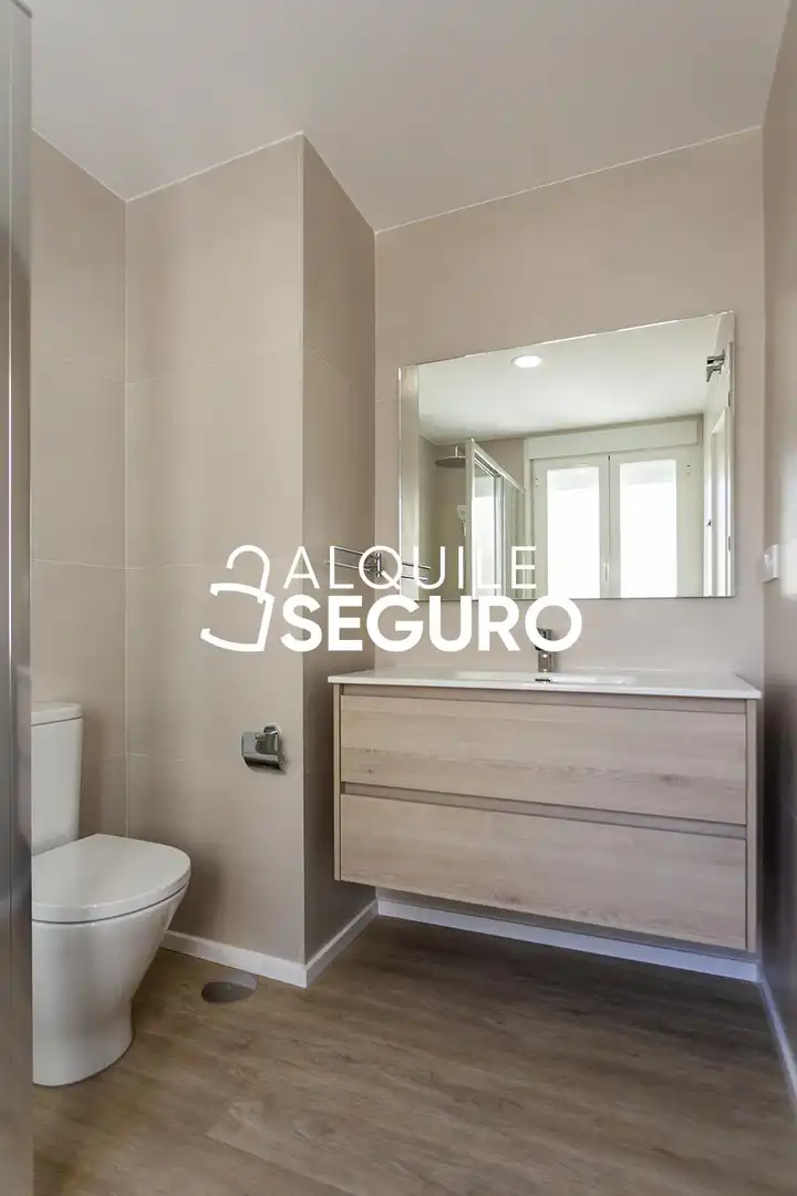 Piso de alquiler en de Nuñez Morgado, Castilla