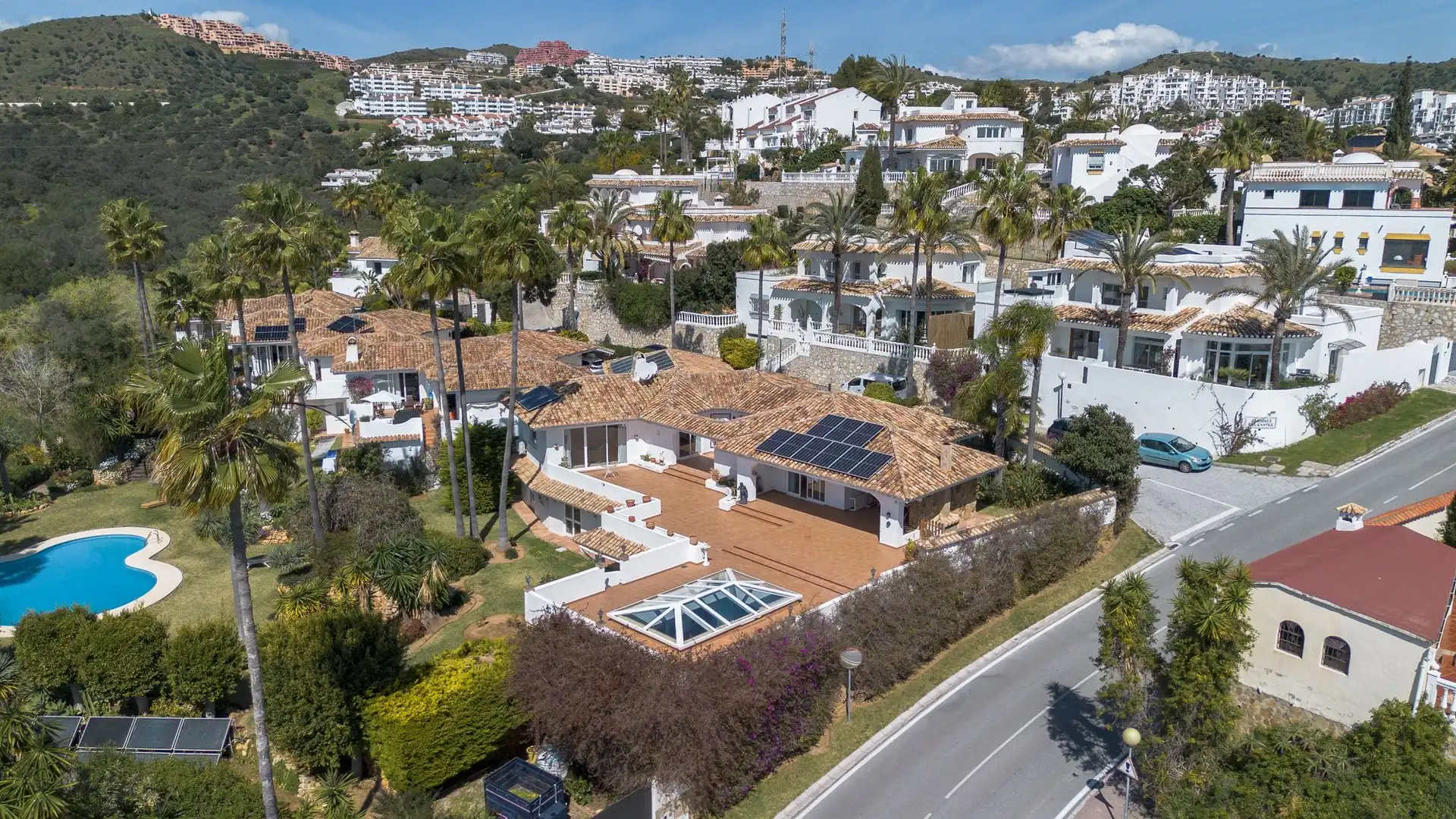 Vista exterior de Casa o xalet en venda en Mijas amb Terrassa